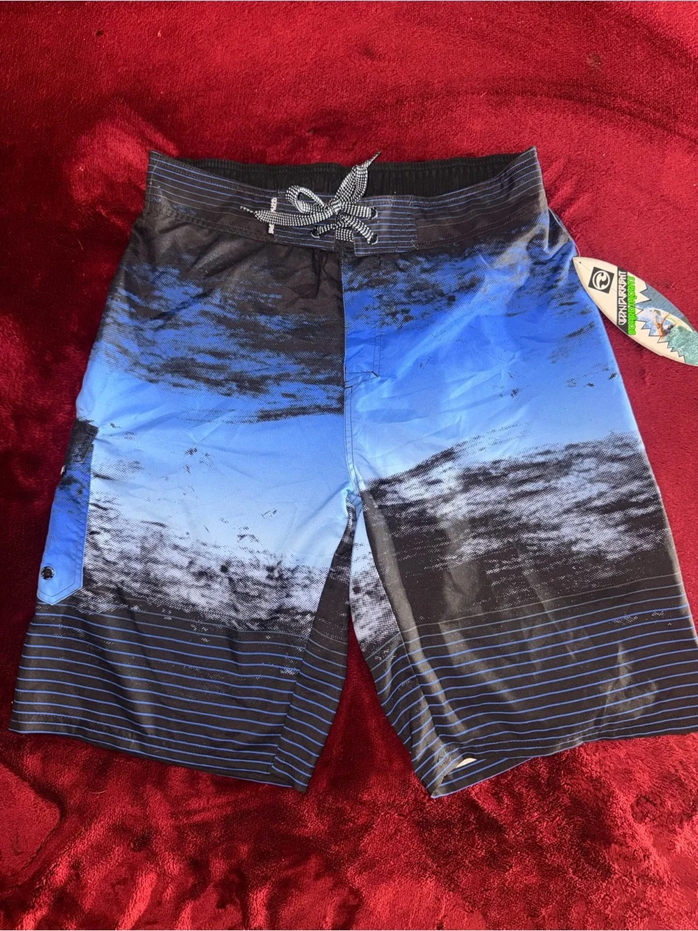 Y2k OceanCurrent board shorts with blue and black Size Large